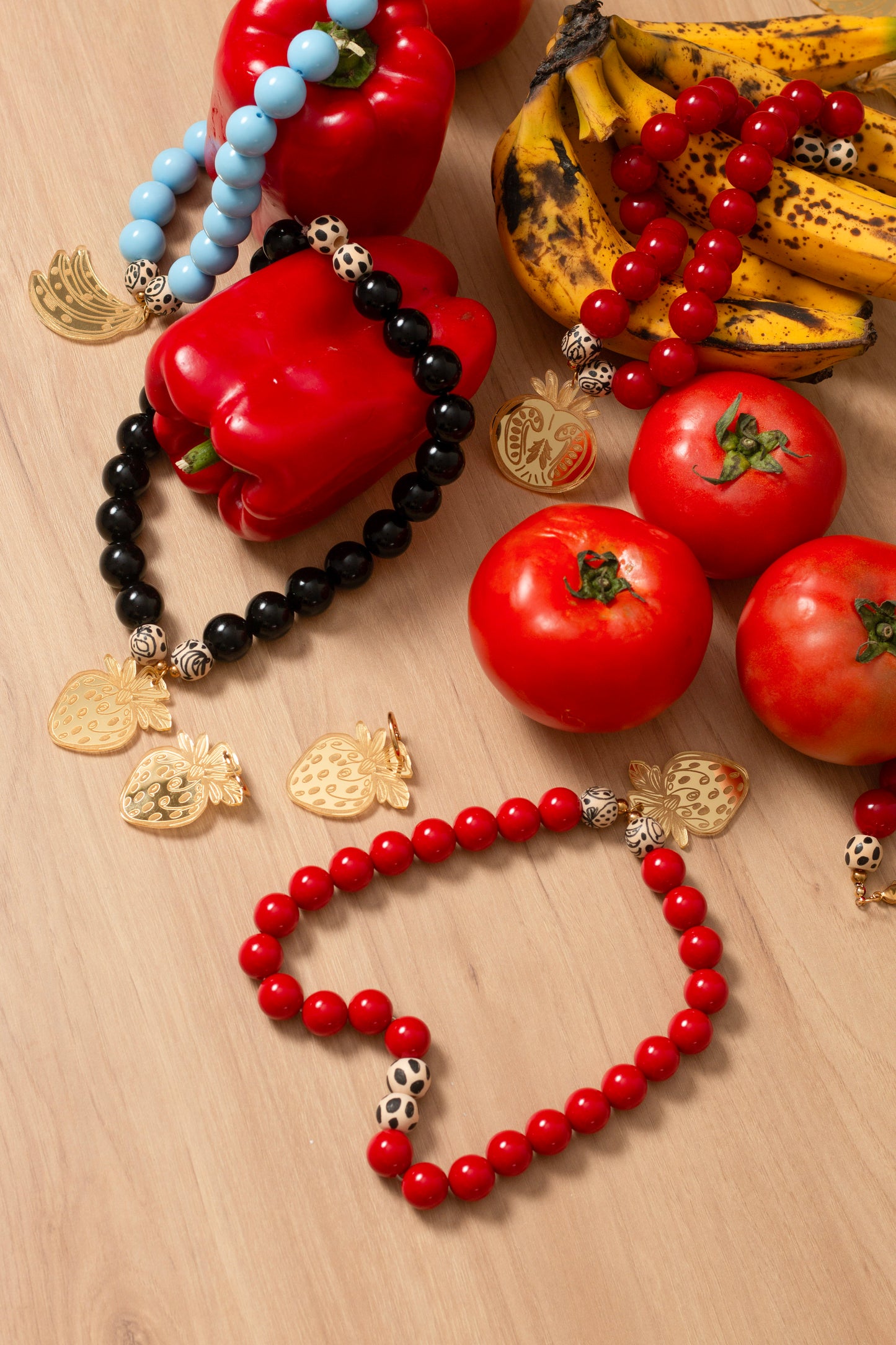 Collar Tomate Concordia